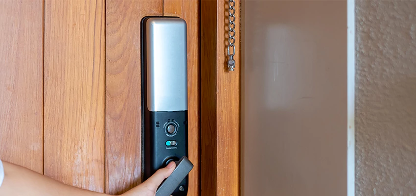 Home Security Electronic Locks Upgrades in Romeoville, IL